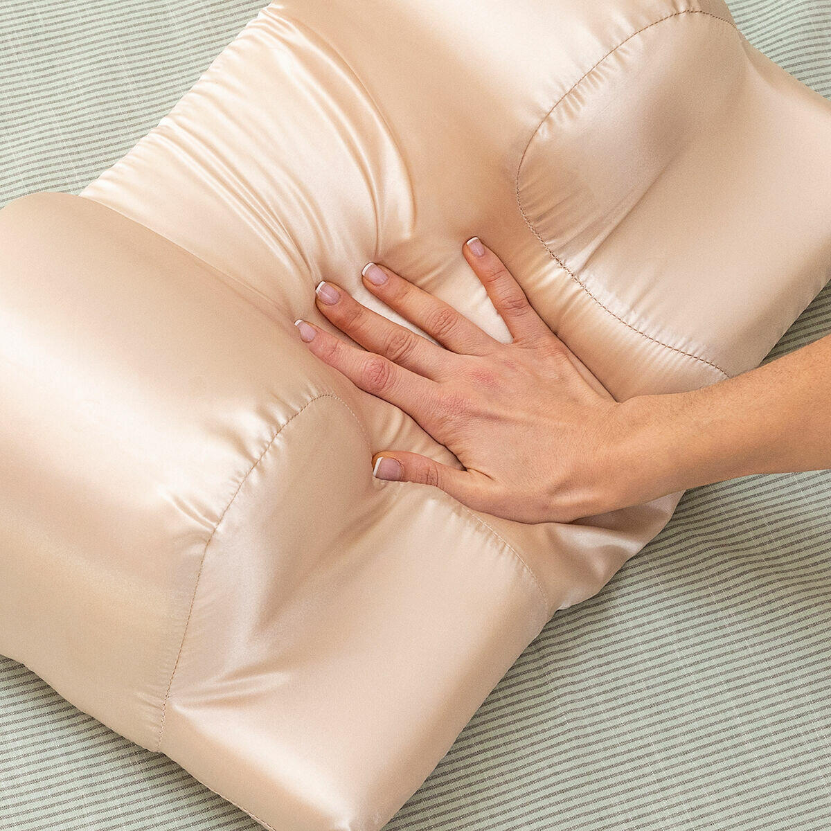 Antiarrugas Cervicais Almohada com Funda de Satén Youthlow InnovaGoods