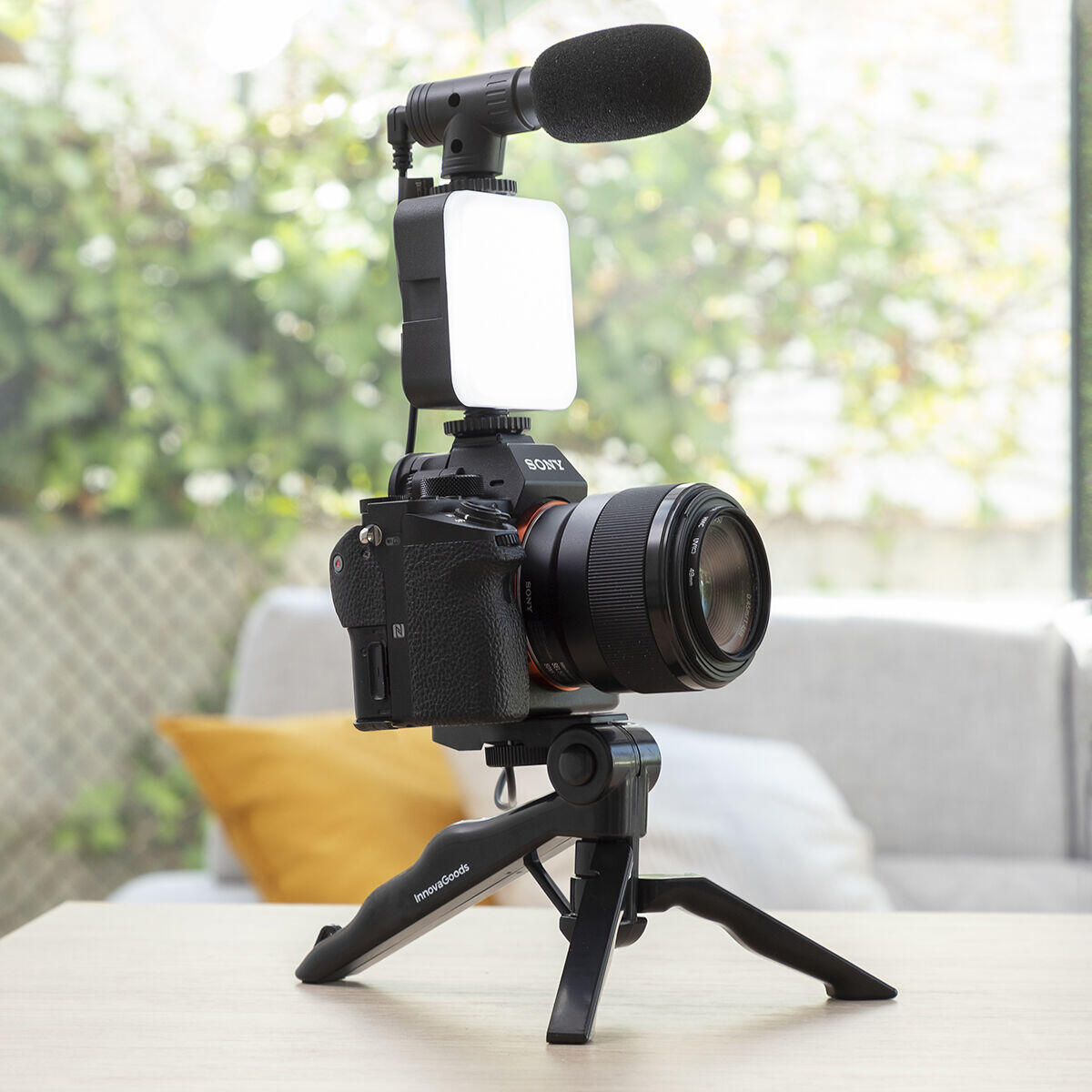 Kit Vlogging com Luz, Microfone e Mando Plodni InnovaGoods 6 Peças